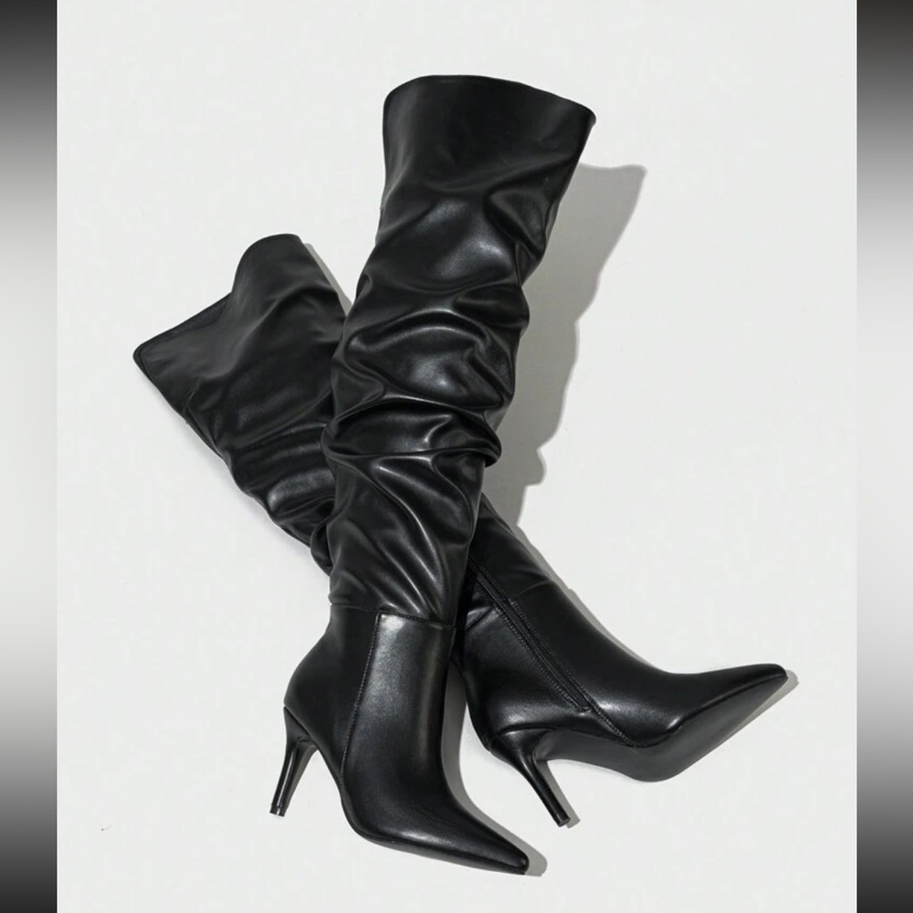 StrutSquad Black Over the Knee Boots